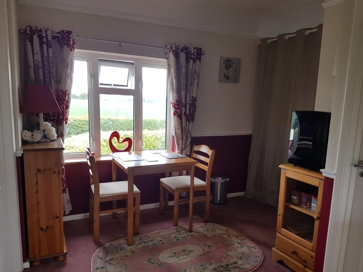 Chimneys B&B Holbrook  Zewnętrze zdjęcie