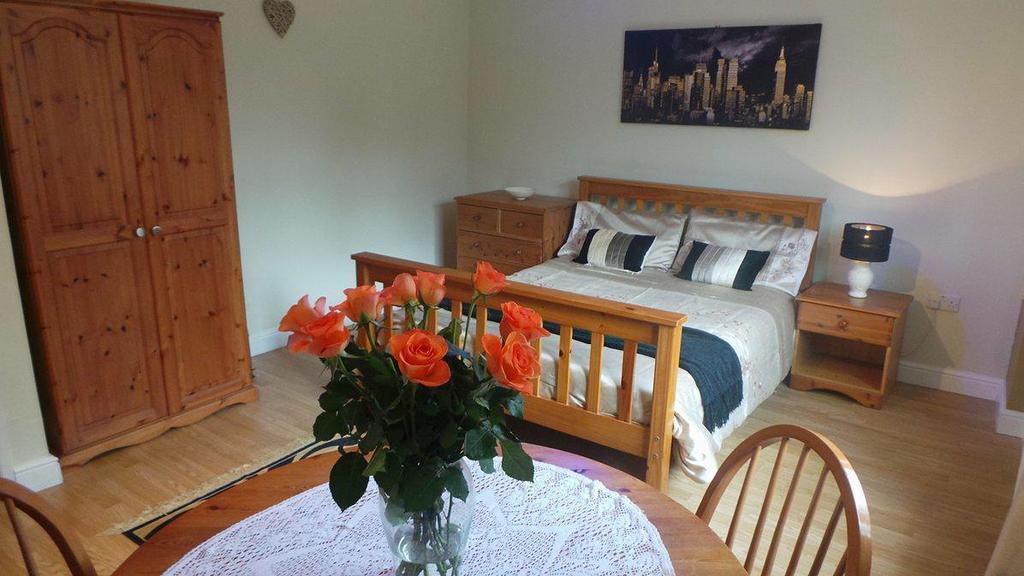 Chimneys B&B Holbrook  Zewnętrze zdjęcie